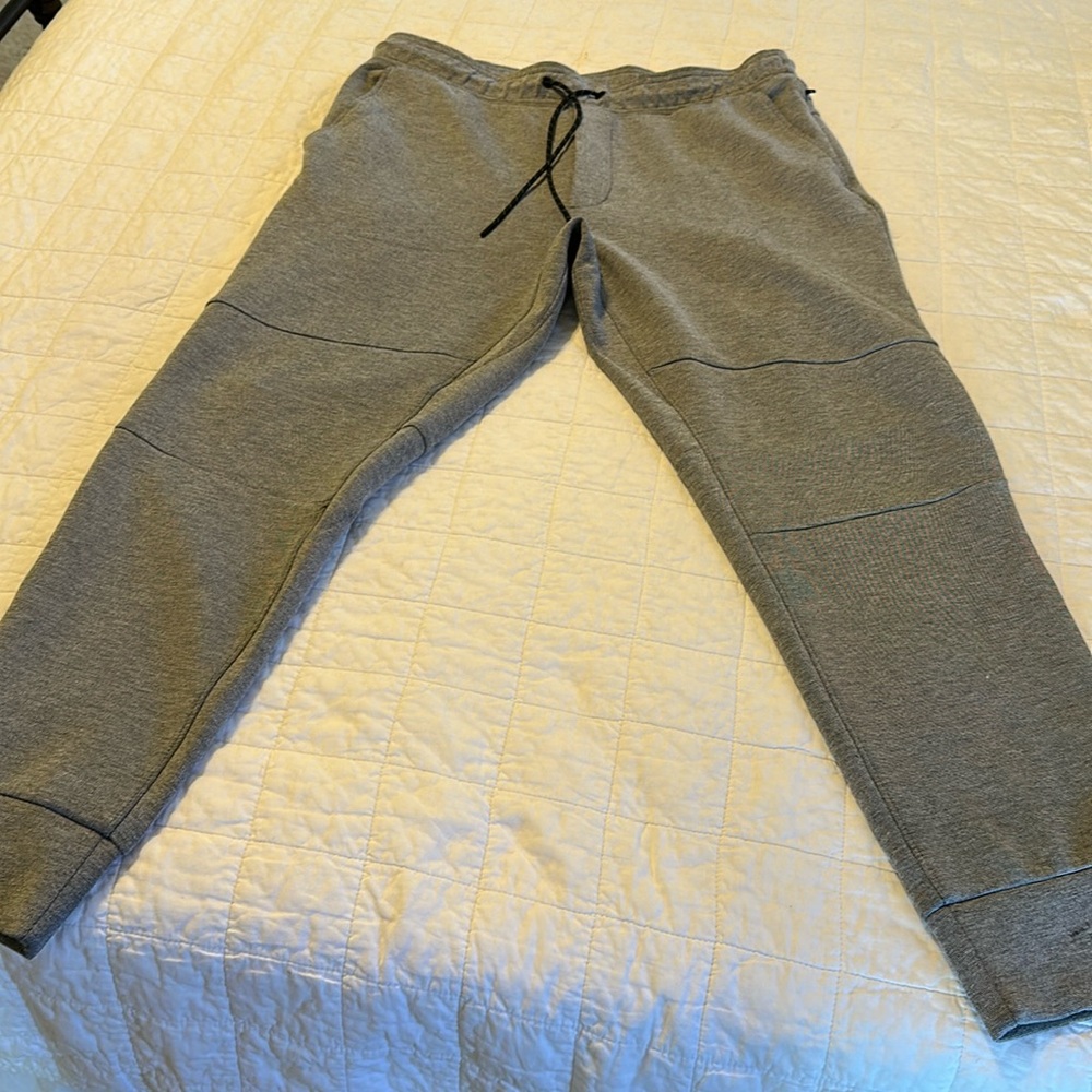 American eagle sweat pants